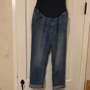 Old Navy size 8 maternity boyfriend jeans